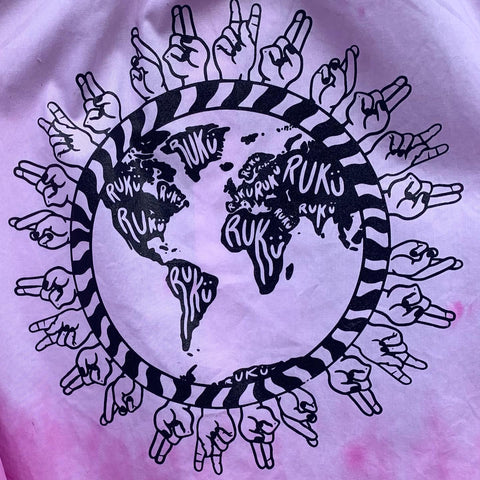 Hands Button Up